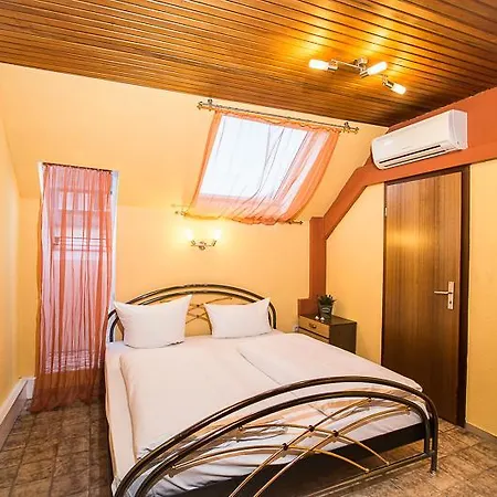 Am Romerberg Nehren (Rhineland-Palatinate)