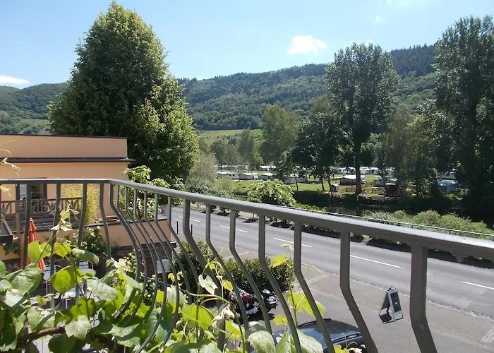 Am Romerberg * Nehren (Rhineland-Palatinate)